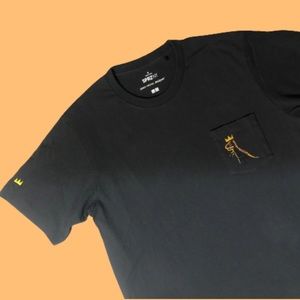 Uniqlo- Jean Michel Basquiat- tshirt